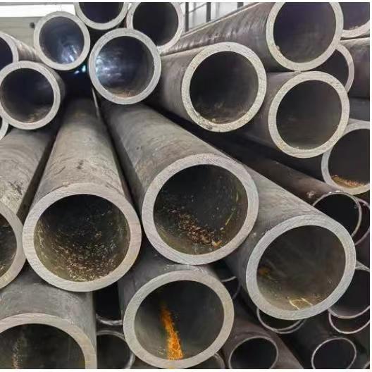 無（wú）縫鋼管廠家----現貨